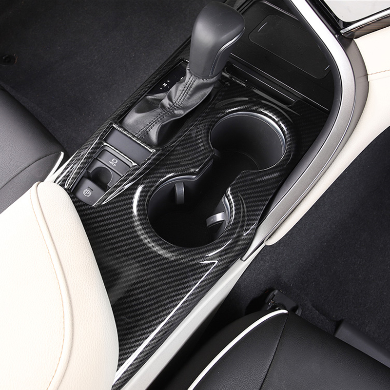 Interior Design Mood Board - Wnętrza samochodu dla Toyota Camry 2018