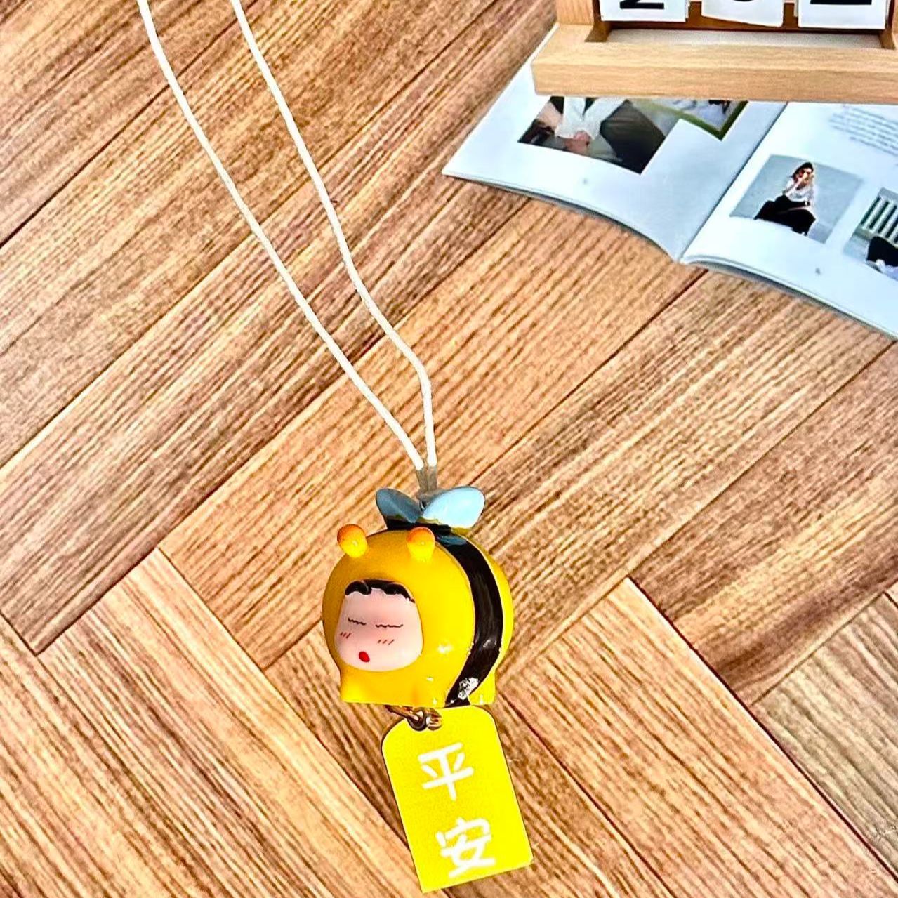 Figurka Crayon Shin-chan Bee C – Interior Design App recenzja i cena